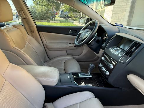 Used 2013 Nissan Maxima 3.5 SV w/ Premium Pkg FWD image 6
