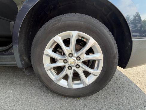 Used 2018 Chevrolet Equinox LT AWD/4WD image 32