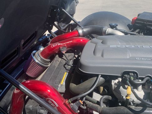 Used 2007 Pontiac Solstice GXP w/ Premium Package image 10