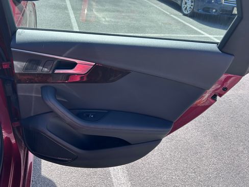 Used 2019 Audi A4 2.0T Premium Plus w/ Premium Plus Package image 11