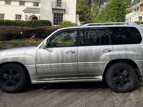 Used 2007 Lexus LX 470 470 Sport Utility 4D image 1