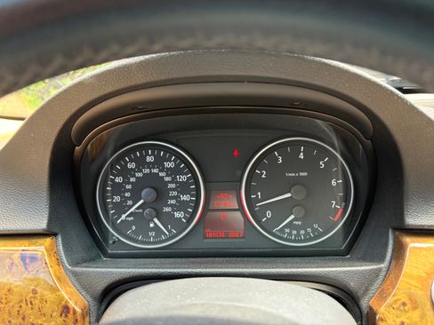 Used 2006 BMW 325xi Sedan AWD/4WD image 10