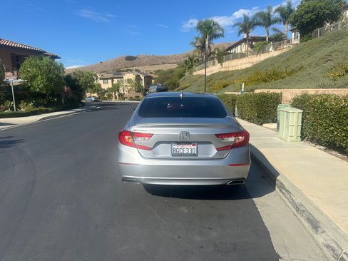 Used 2018 Honda Accord Sport image 7