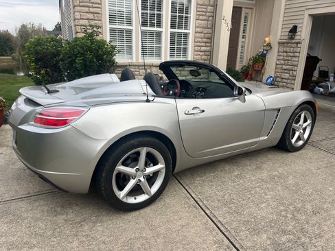 Used 2008 Saturn Sky w/ Premium Trim Package RWD image 4