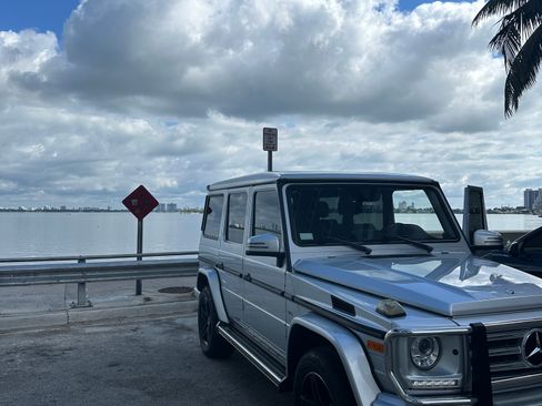 Used 2017 Mercedes-Benz G 550 image 6