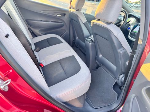 Used 2020 Chevrolet Bolt LT image 21