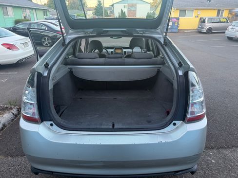 Used 2005 Toyota Prius FWD image 6