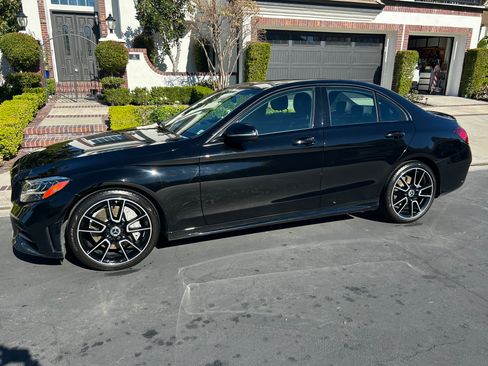Used 2019 Mercedes-Benz C 300 Sedan image 27