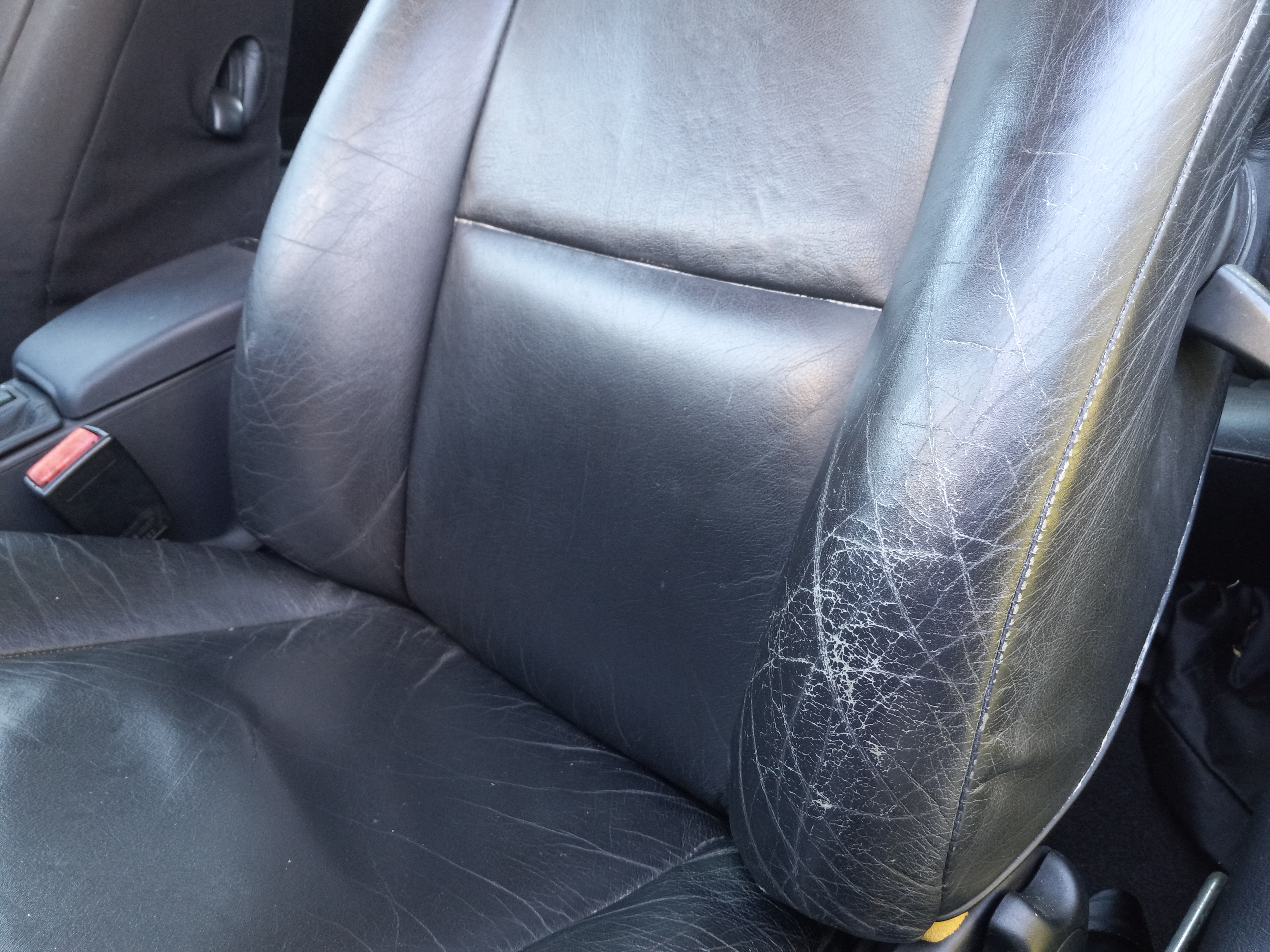 Used 1998 Saab 900 S FWD image 22