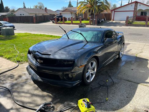 Used 2013 Chevrolet Camaro SS image 31