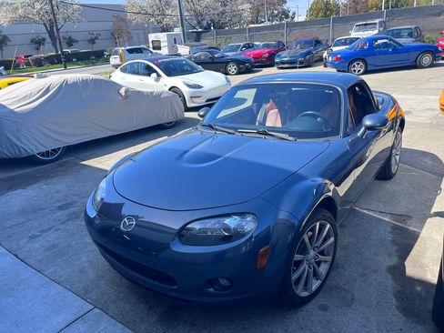 Used 2008 MAZDA MX-5 Miata Grand Touring w/ Premium Pkg image 12