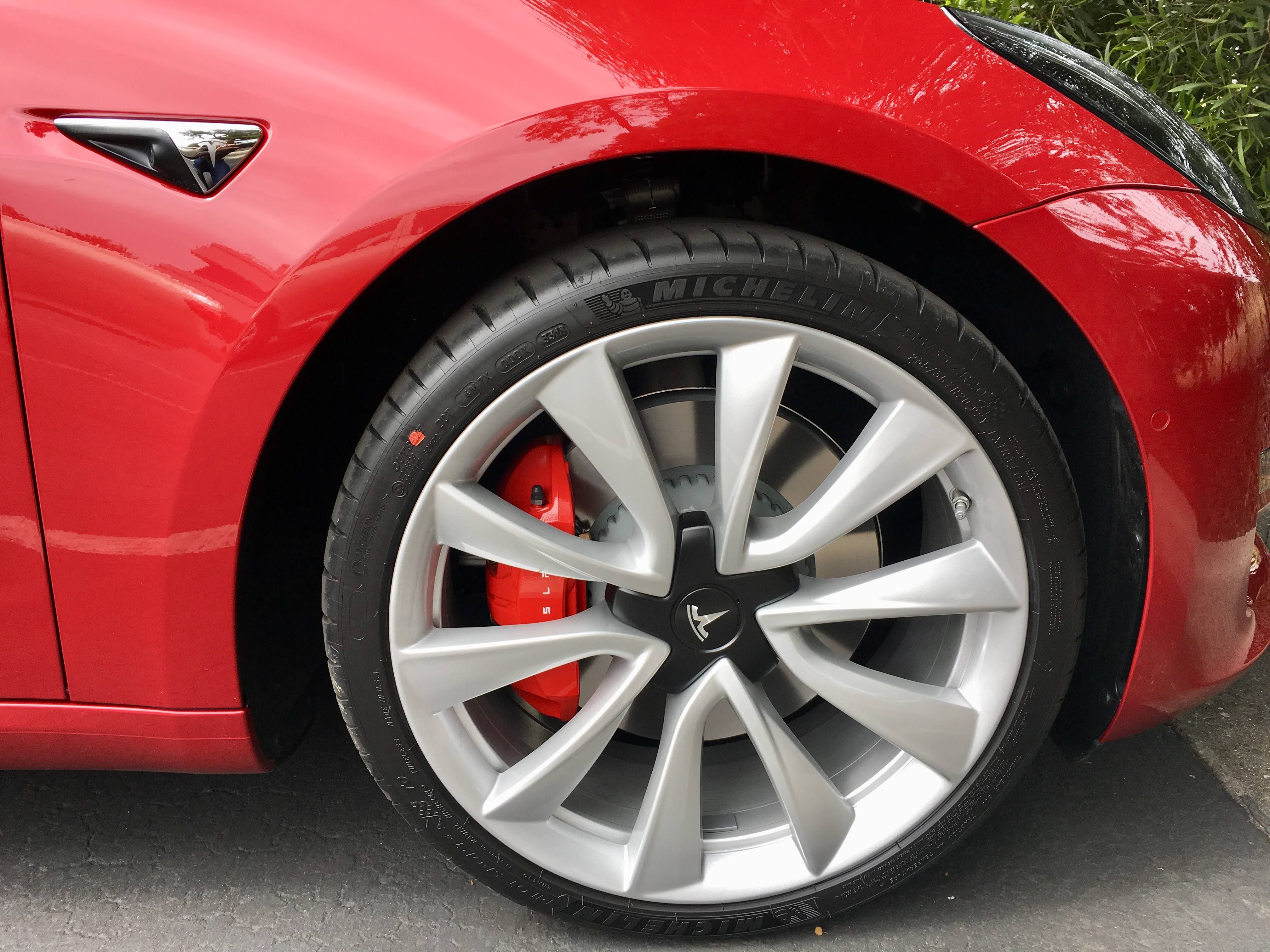 Used 2019 Tesla Model 3 Performance AWD/4WD image 4
