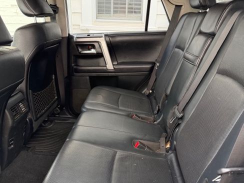 Used 2016 Toyota 4Runner Limited image 16