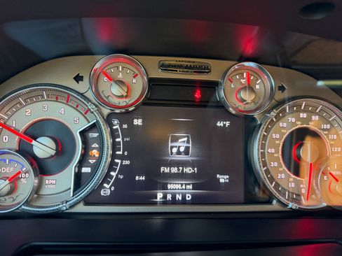 Used 2018 RAM 2500 Longhorn image 19