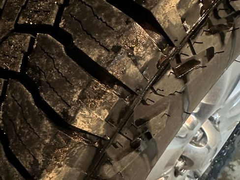 Used 2013 Ford F150 XLT w/ Luxury Equipment Group image 6