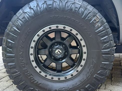 Used 2022 Ford F150 Raptor w/ Equipment Group 801A High AWD/4WD image 22