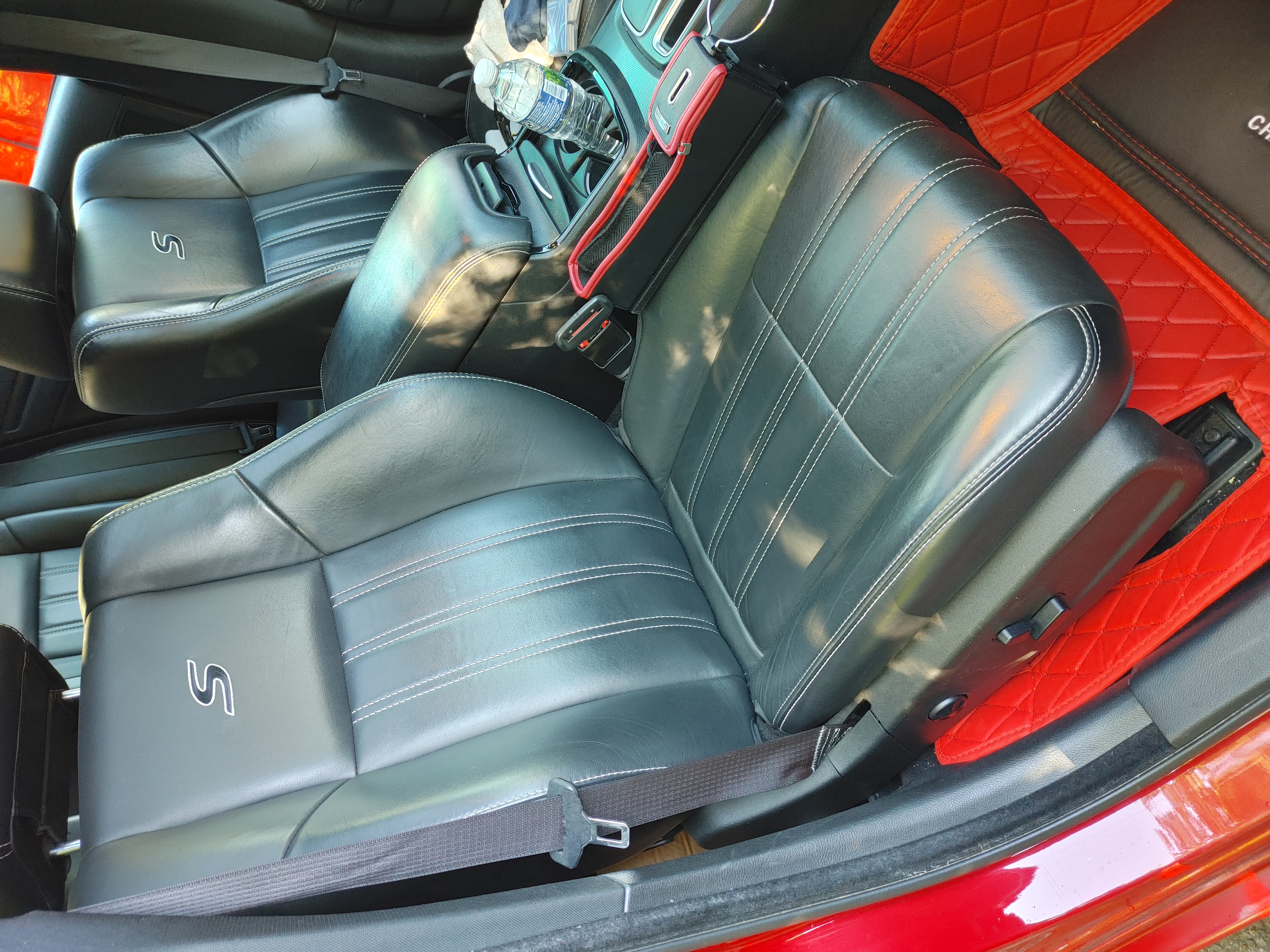 Used 2016 Chrysler 300 S RWD image 25