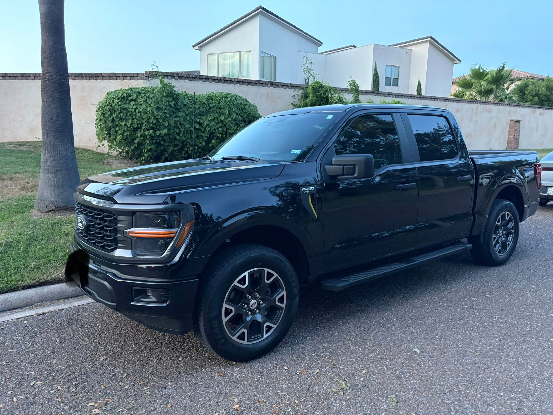 Used 2024 Ford F150 STX RWD image 5