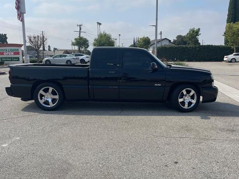 Used 2006 Chevrolet Silverado 1500 SS RWD image 2