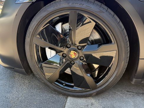Used 2024 Porsche Taycan Turbo AWD/4WD image 23