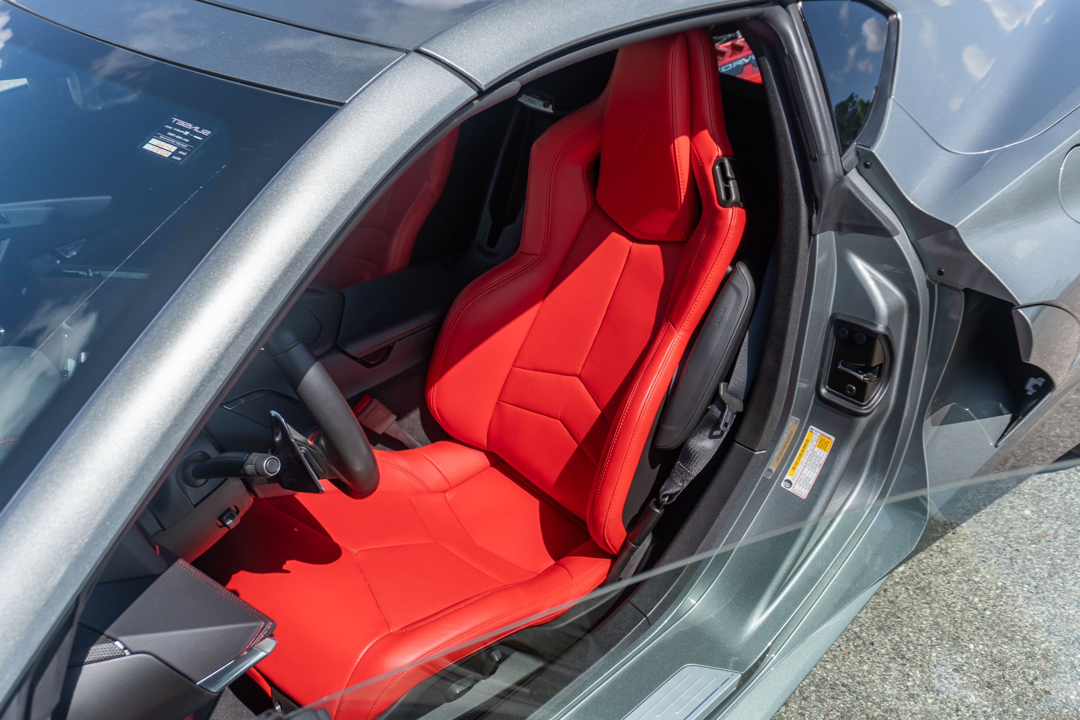 Used 2023 Chevrolet Corvette Stingray Coupe w/ 1LT RWD image 23