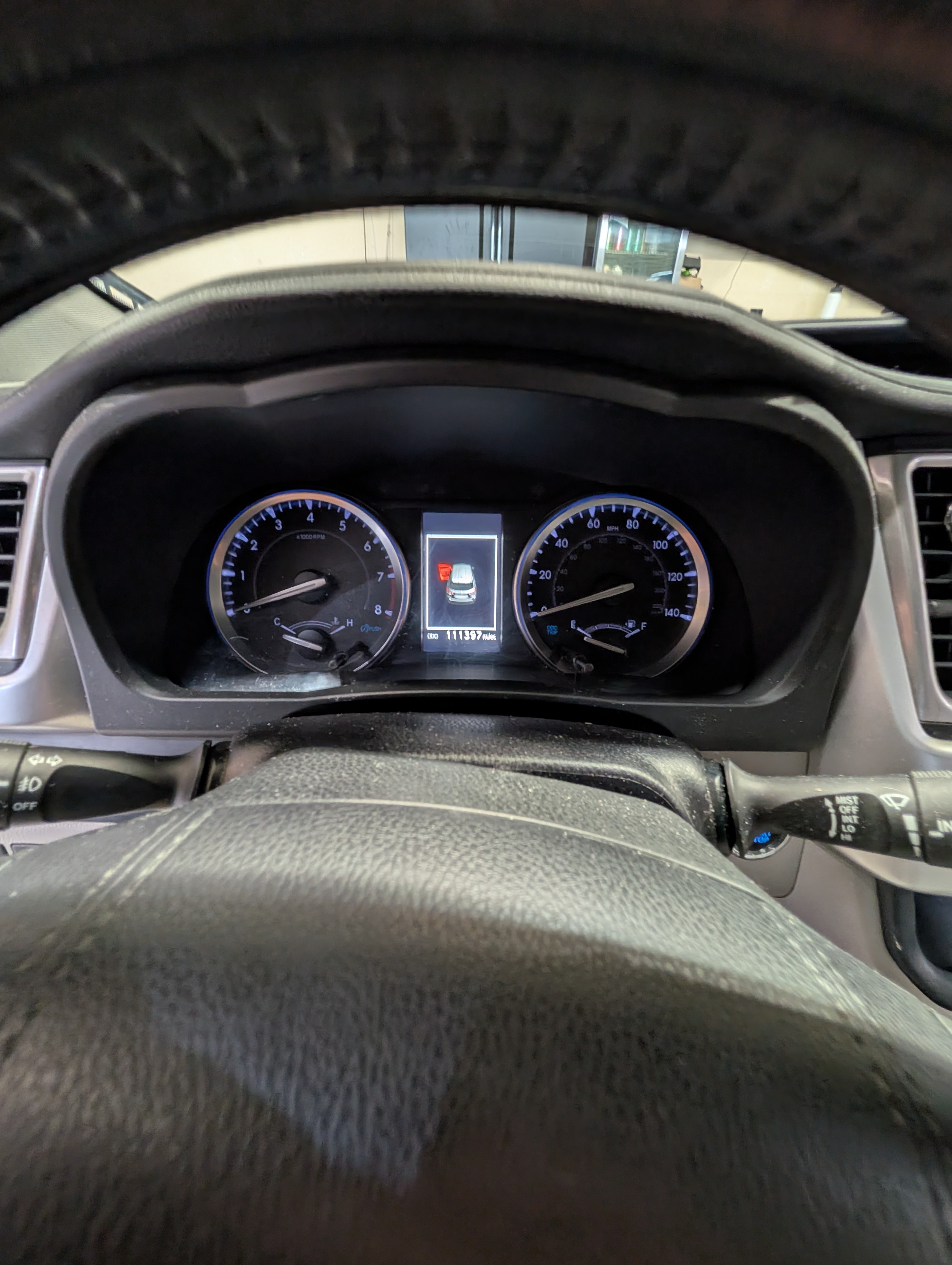 Used 2019 Toyota Highlander XLE AWD/4WD image 9