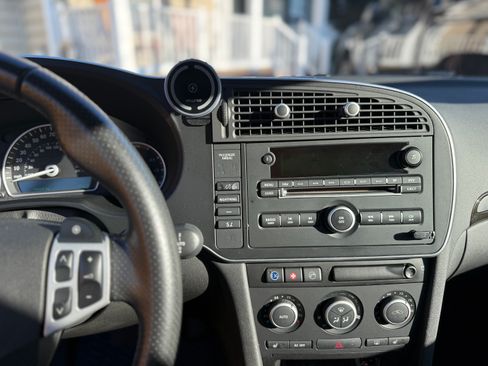 Used 2009 Saab 9-3 Aero image 24