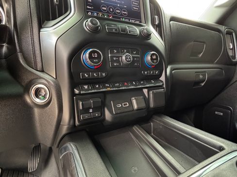 Used 2020 Chevrolet Silverado 2500 LTZ w/ LTZ Plus Package AWD/4WD image 8