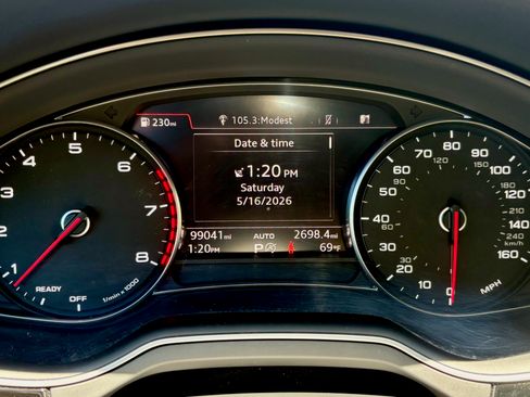 Used 2017 Audi Q7 3.0T Premium AWD/4WD image 8