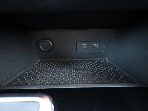 Used 2022 Nissan Pathfinder SV image 14