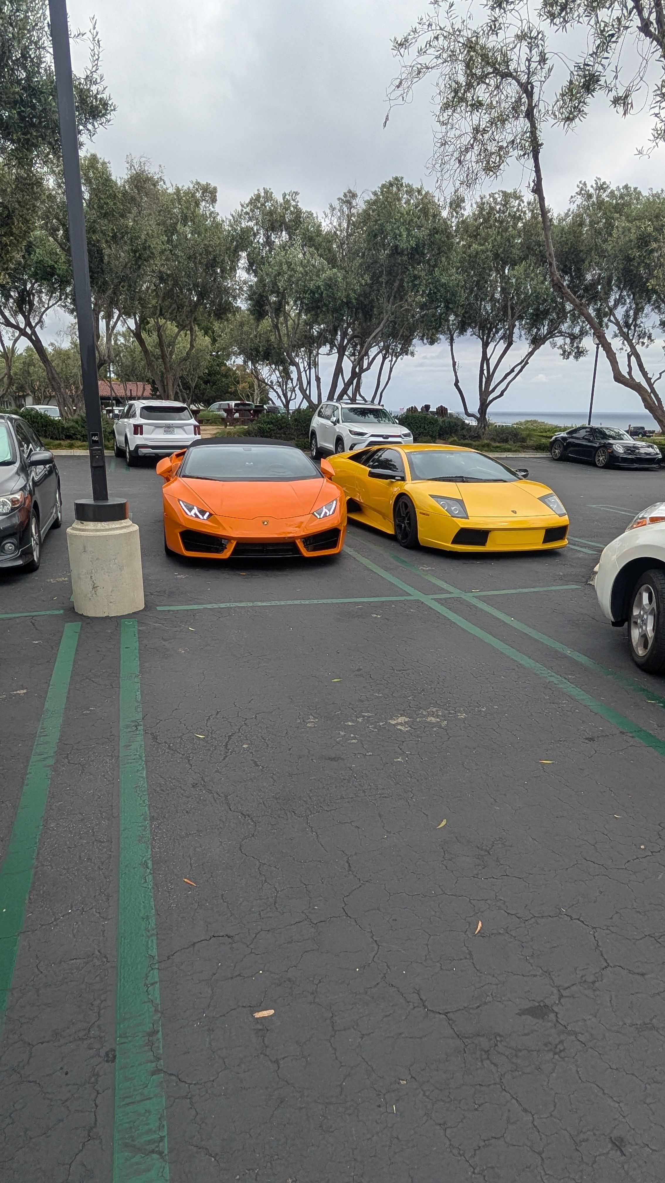 Used 2019 Lamborghini Huracan LP 580-2 RWD image 5