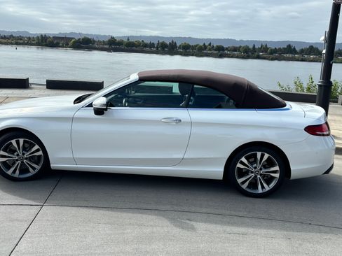 Used 2017 Mercedes-Benz C 300 4MATIC Cabriolet image 5