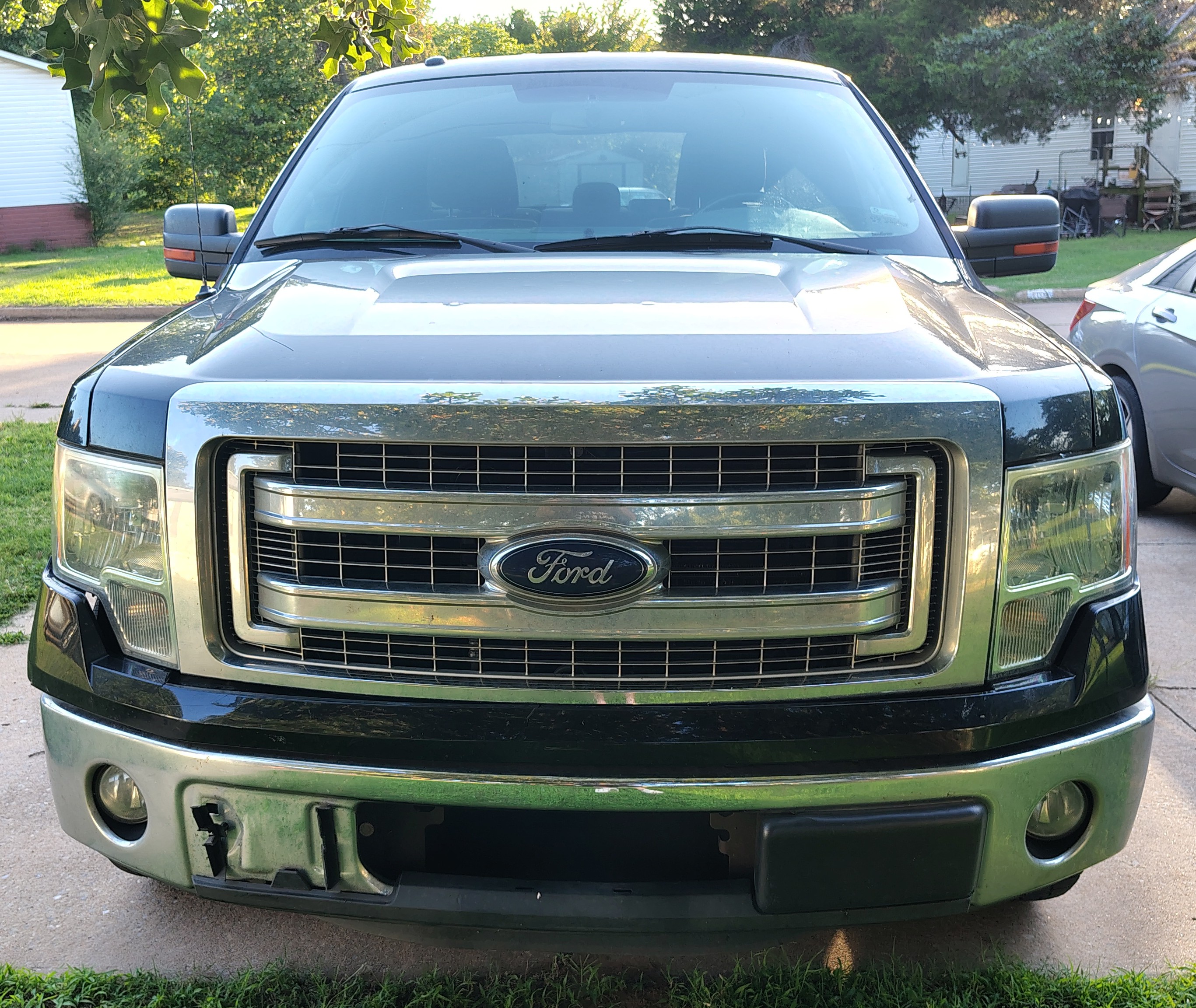 Used 2013 Ford F150 XLT w/ XLT Chrome Pkg RWD image 2