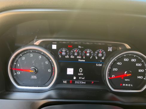 Used 2021 Chevrolet Silverado 1500 High Country w/ LPO, Dark Essentials Package image 19