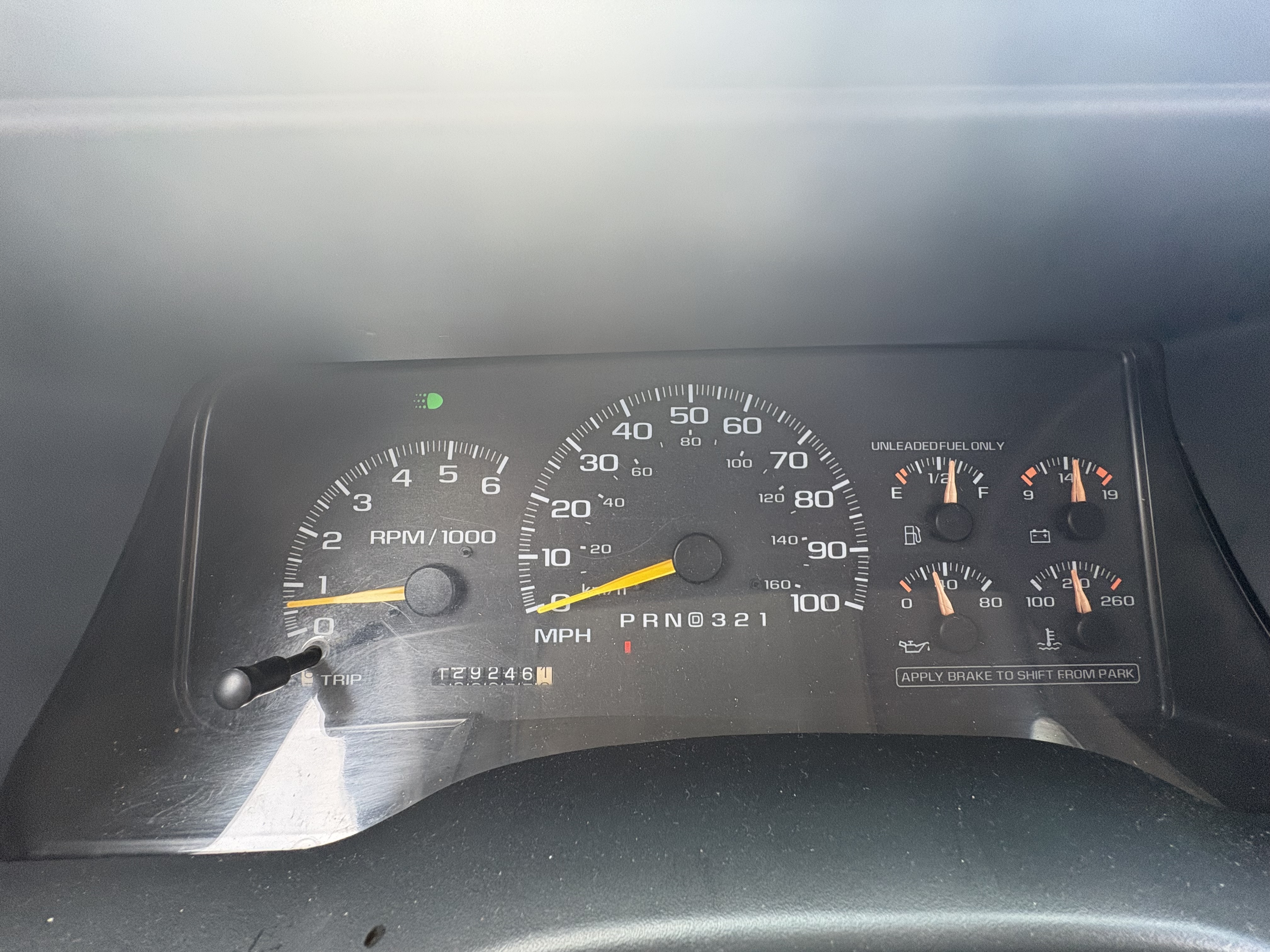 Used 1997 Chevrolet Tahoe 4WD 2-Door w/ Skid Plate Pkg image 2