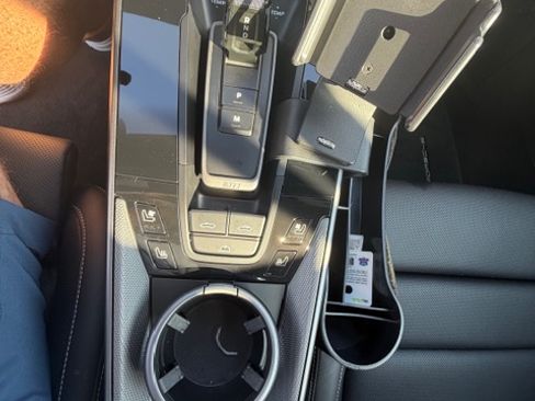 Used 2022 Porsche 911 Carrera image 22