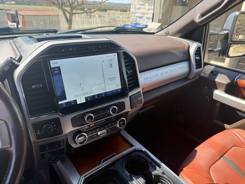 Used 2022 Ford F350 King Ranch w/ Chrome Package image 10