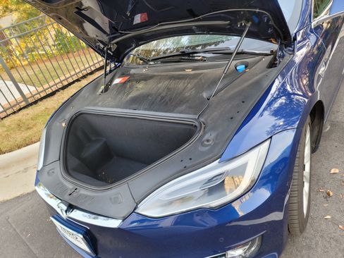 Used 2017 Tesla Model S 75 image 10