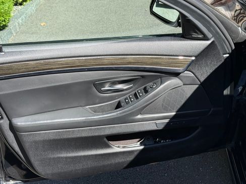 Used 2016 BMW 550i xDrive Sedan image 13