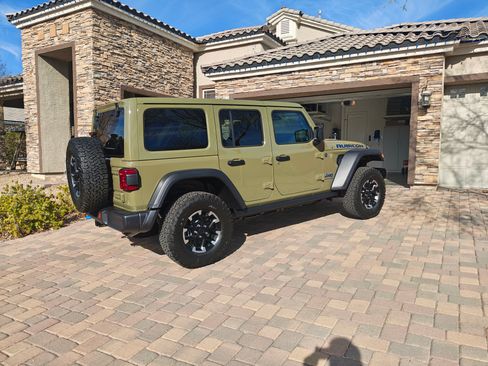 Used 2025 Jeep Wrangler Unlimited Rubicon 4xe w/ Safety Group image 2