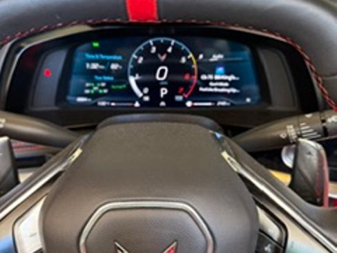 Used 2024 Chevrolet Corvette Stingray Preferred Conv w/ 2LT RWD image 17