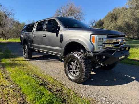 Used 2017 Ford F250 Lariat w/ Lariat Ultimate Package image 1