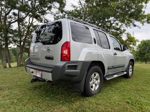 Used 2013 Nissan Xterra S AWD/4WD image 8