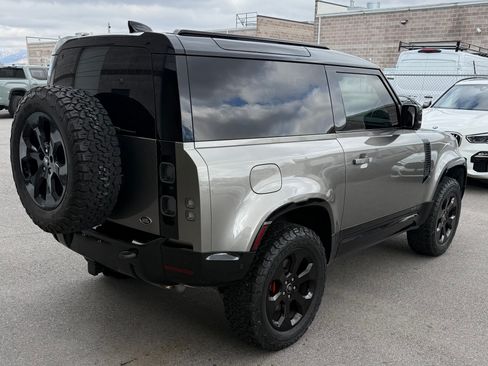 Used 2022 Land Rover Defender 90 X image 6
