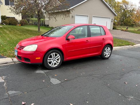 Used 2008 Volkswagen Rabbit 4-Door image 1