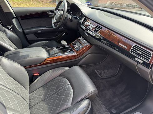 Used 2014 Audi A8 L 4.0T image 16
