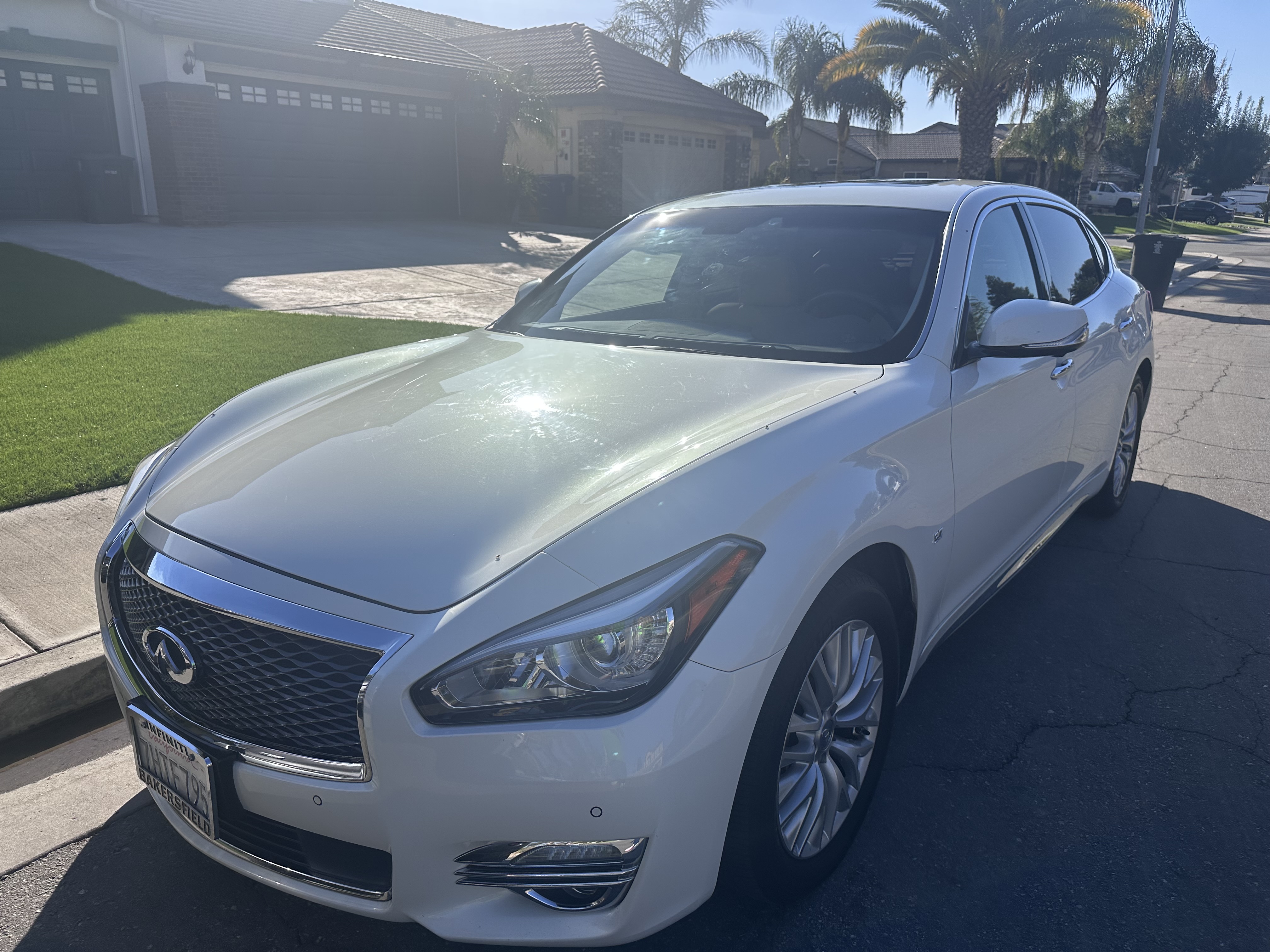 Used 2015 INFINITI Q70 L 3.7 w/ Technology Package RWD image 11
