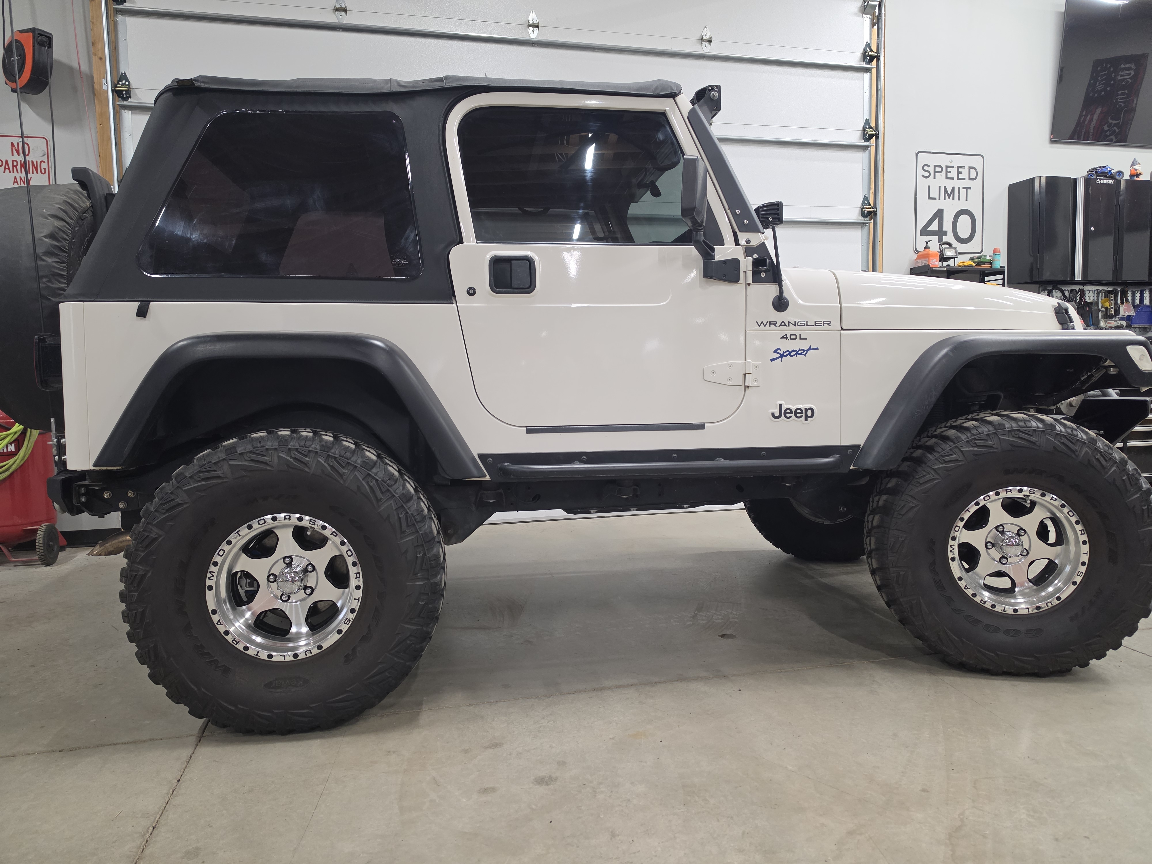 Used 1997 Jeep Wrangler Sport AWD/4WD image 2