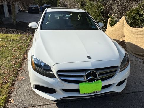Used 2018 Mercedes-Benz C 300 4MATIC Sedan image 1
