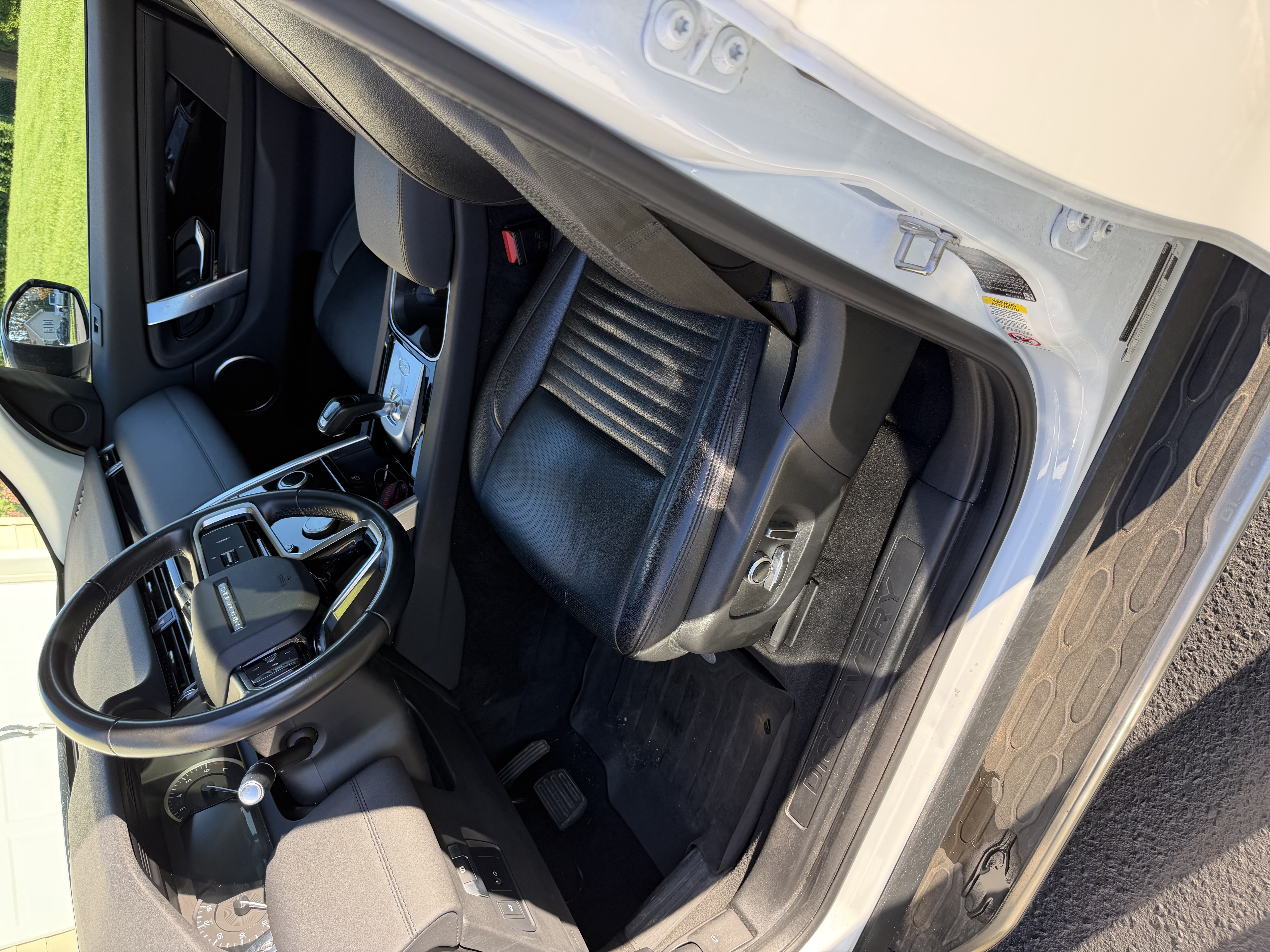 Used 2022 Land Rover Discovery Sport S AWD/4WD image 15